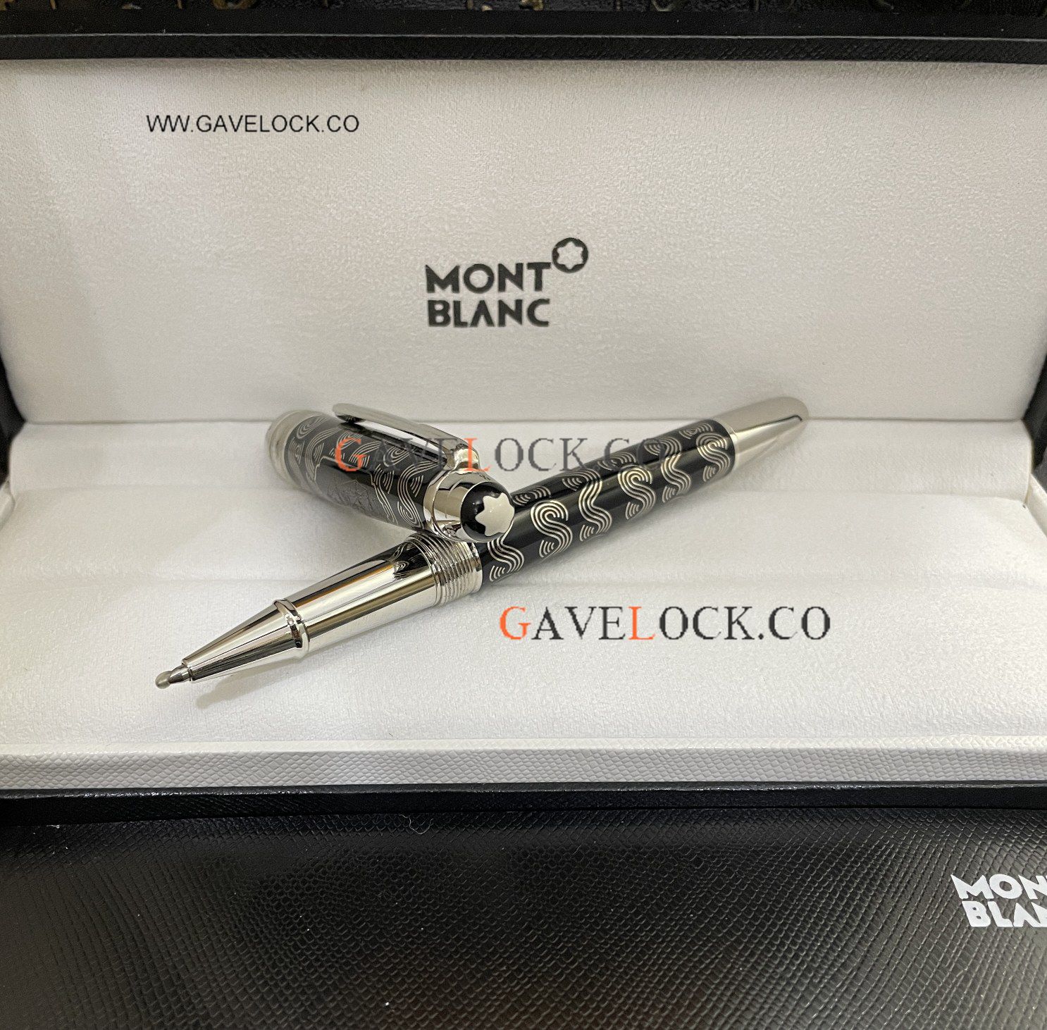 Copy Montblanc Solitaire LeGrand 80 days Black Rollerball 145 Mid-size